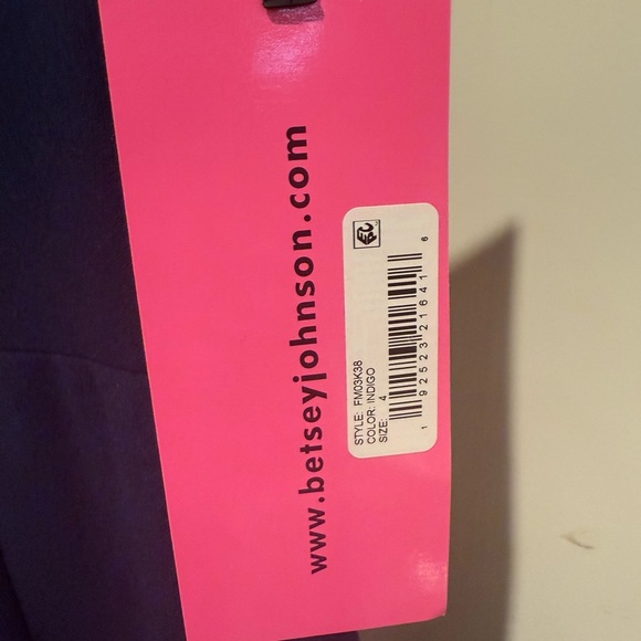 Betsey Johnson NWT Size 4 Elegant Blue Cap Sleeve Fitted Party Midi Dress (0546) - Picture 13 of 14